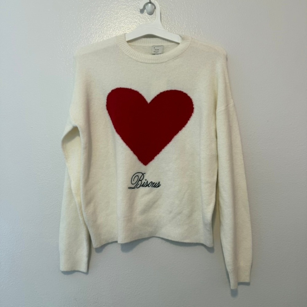 A New Day Womens Bisous Heart Crewneck Sweater Cream Red XS NEW